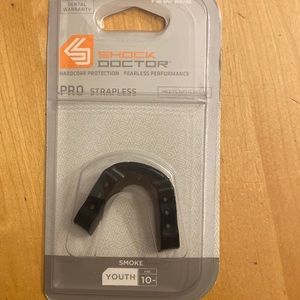 Shock Doctor youth mouth guard